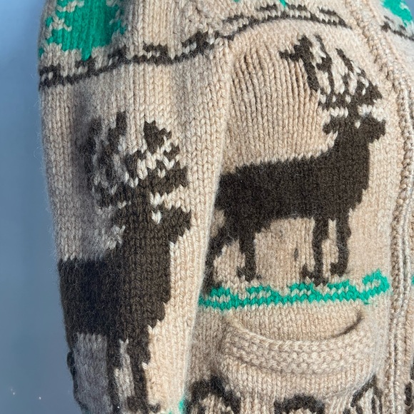 Handmade Vintage Cottage Sweater - Picture 5 of 5